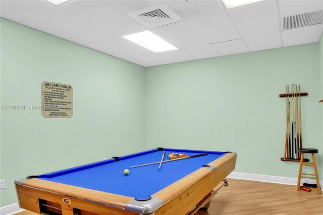 7 Colonial Club Drive 302, Boynton Beach, FL 33435