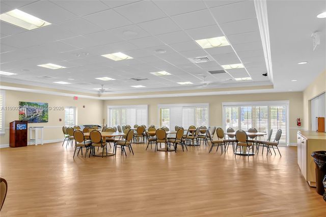 7 Colonial Club Drive 302, Boynton Beach, FL 33435