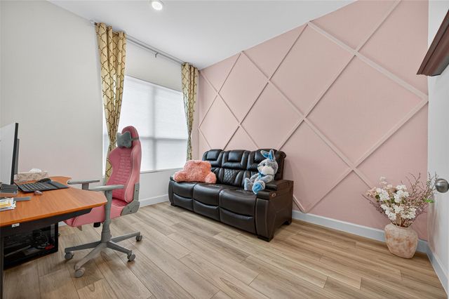 18326 Daybreak Glen Way, Cypress, TX 77433