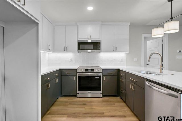 2708 Bunche, Tyler, TX 75701