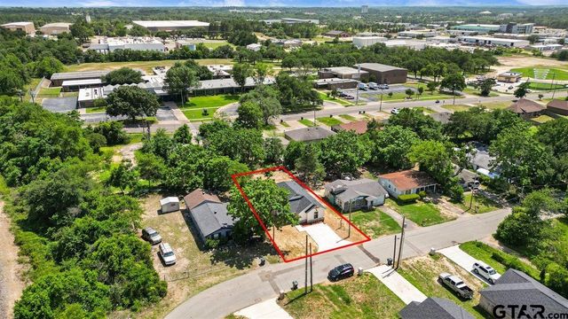 2708 Bunche, Tyler, TX 75701