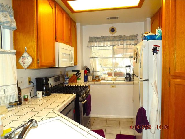 848 Oakmont, Lake Arrowhead, CA 92352