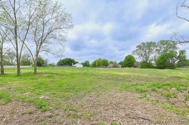 S Memorial Drive, Tulsa, OK 74133