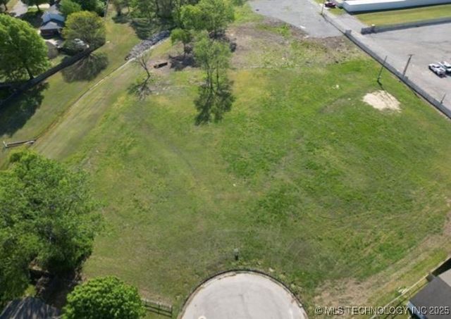 S Memorial Drive, Tulsa, OK 74133