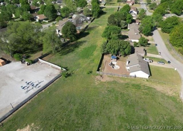 S Memorial Drive, Tulsa, OK 74133