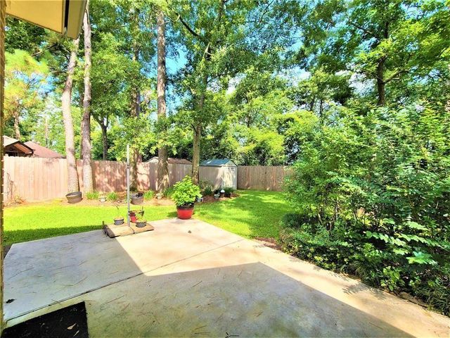 3051 Creek Manor Drive, Houston, TX 77339