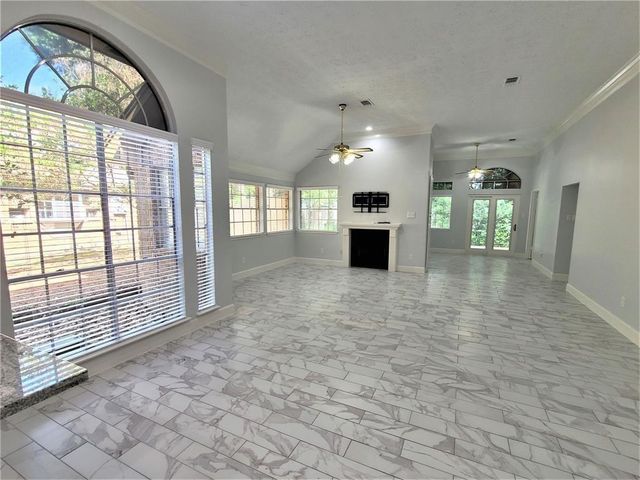 3051 Creek Manor Drive, Houston, TX 77339