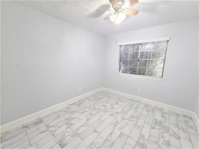 3051 Creek Manor Drive, Houston, TX 77339