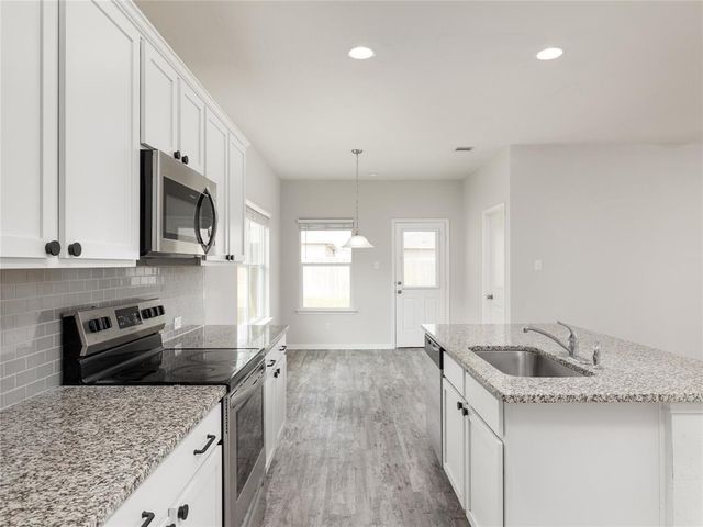 1400 Ferryman DR, Georgetown, TX 78626