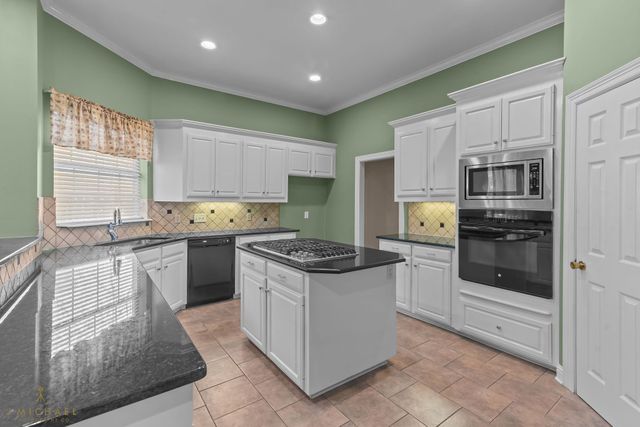 11225 Magnolia Glen, Shreveport, LA 71106