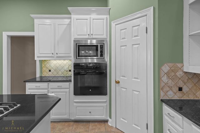 11225 Magnolia Glen, Shreveport, LA 71106