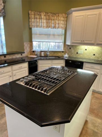 11225 Magnolia Glen, Shreveport, LA 71106