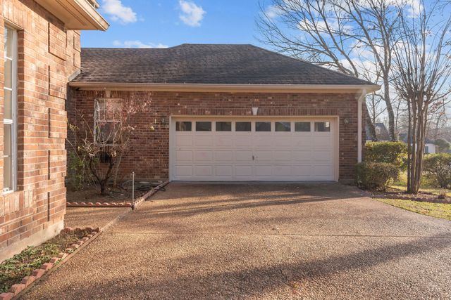 11225 Magnolia Glen, Shreveport, LA 71106