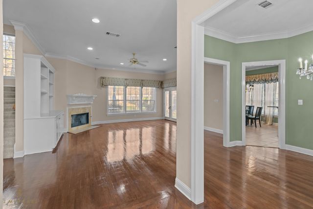 11225 Magnolia Glen, Shreveport, LA 71106