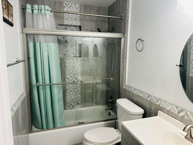 1657 MAGNOLIA Lane, West Palm Beach, FL 33417