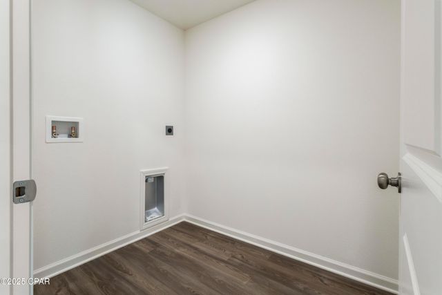 4125 Aquarius Drive, Chipley, FL 32428