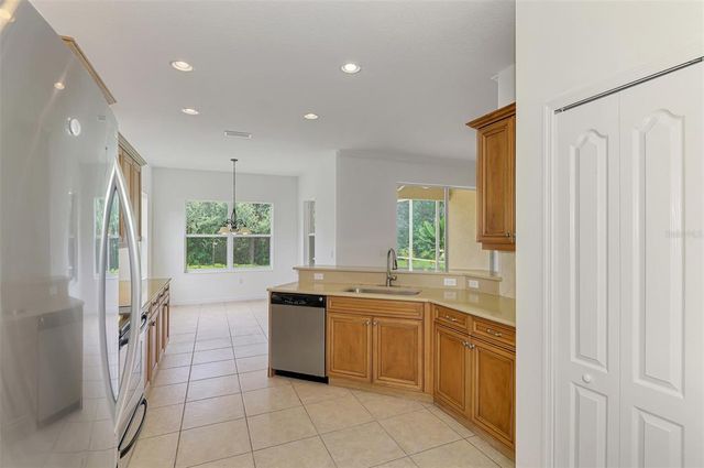 1434 BLUE HORIZON CIRCLE, Bradenton, FL 34208