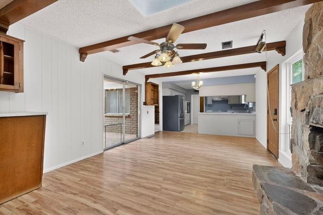 9817 Pitt Place NE, Albuquerque, NM 87111