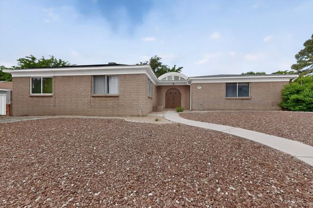 9817 Pitt Place NE, Albuquerque, NM 87111