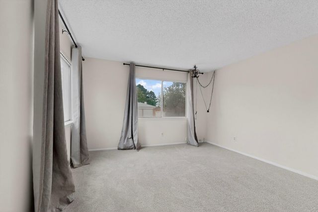 9817 Pitt Place NE, Albuquerque, NM 87111