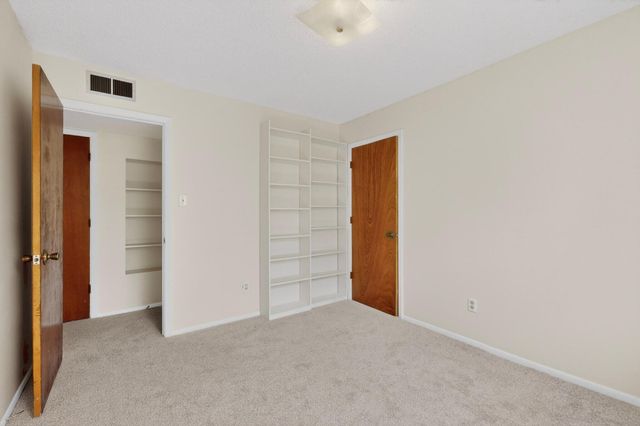 9817 Pitt Place NE, Albuquerque, NM 87111