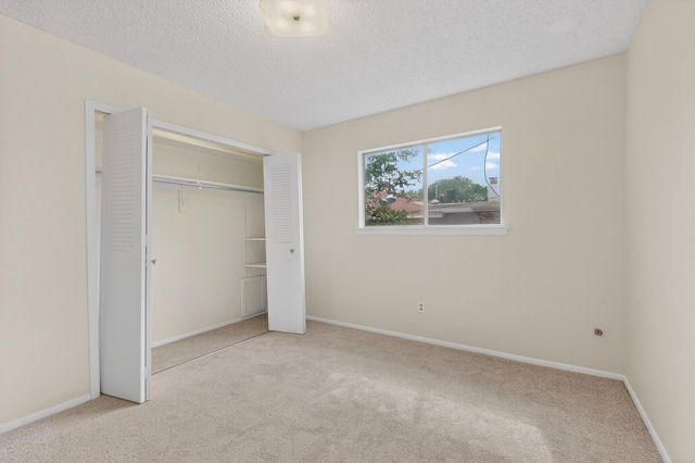 9817 Pitt Place NE, Albuquerque, NM 87111