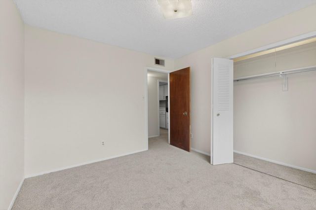 9817 Pitt Place NE, Albuquerque, NM 87111