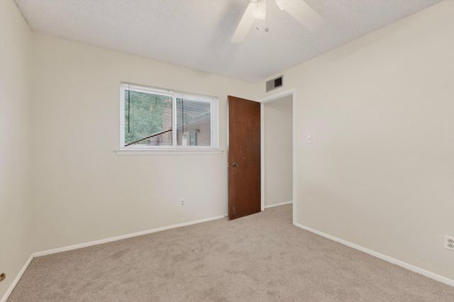 9817 Pitt Place NE, Albuquerque, NM 87111