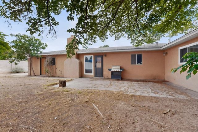 9817 Pitt Place NE, Albuquerque, NM 87111