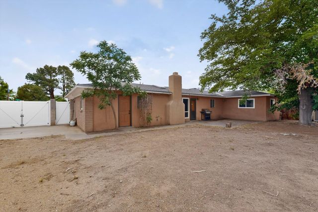 9817 Pitt Place NE, Albuquerque, NM 87111