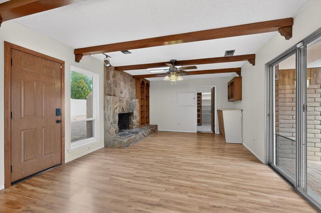 9817 Pitt Place NE, Albuquerque, NM 87111