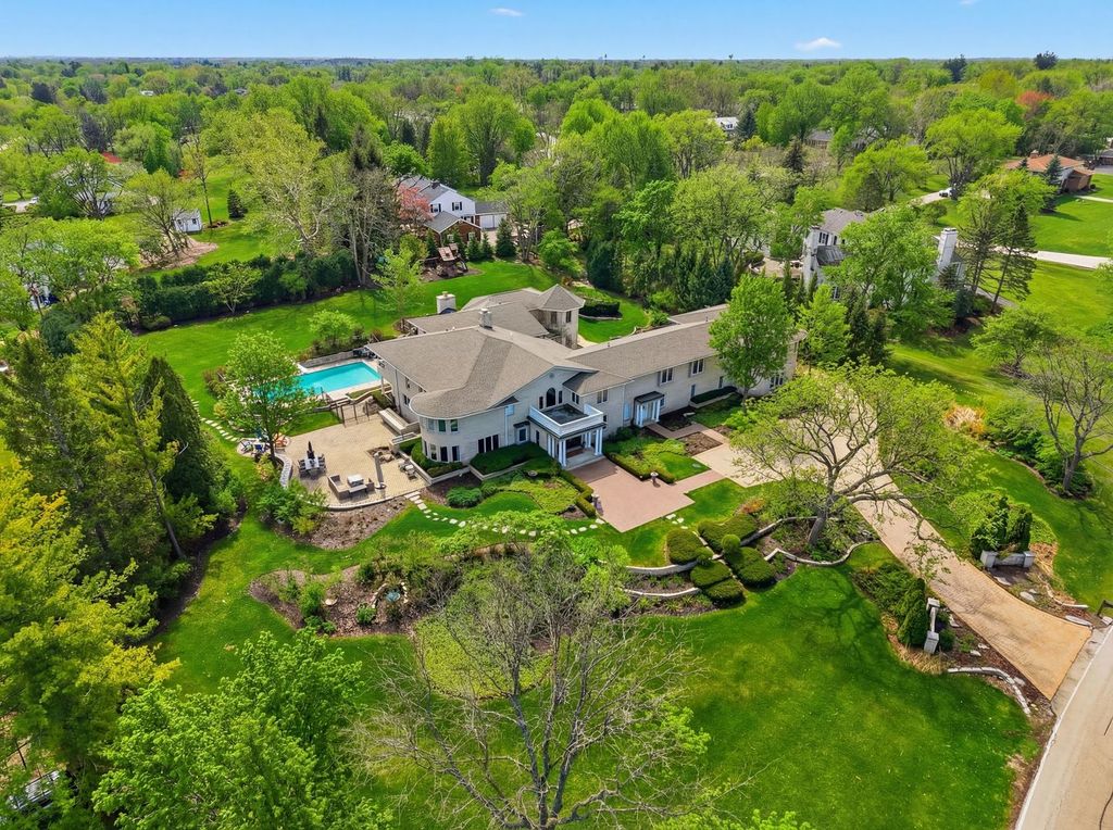 1877 Banbury Road, Inverness, IL 60067 — photo 3