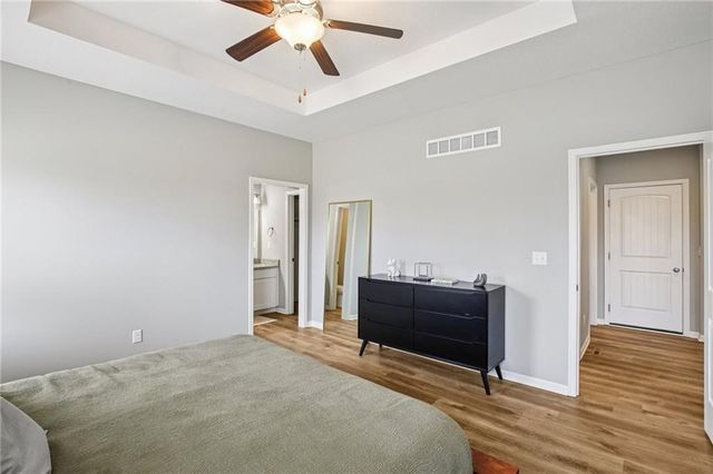 1207 NW Hilltop Lane, Grain Valley, MO 64029