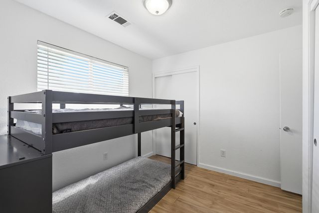 14291 Rosemary Circle, Lemoore, CA 93245