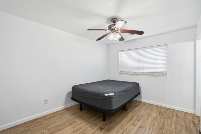 14291 Rosemary Circle, Lemoore, CA 93245