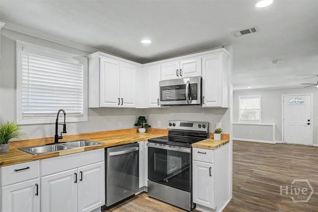 232 Sugden Street, Savannah, GA 31415