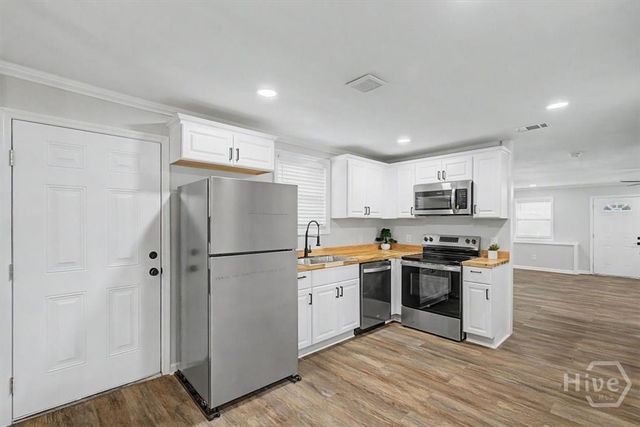 232 Sugden Street, Savannah, GA 31415
