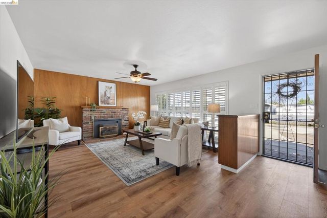 4586 Rose Ave, Oakley, CA 94561