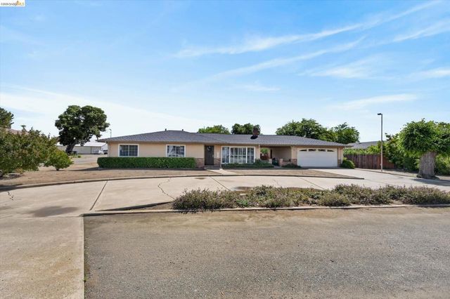 4586 Rose Ave, Oakley, CA 94561