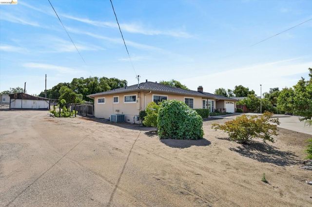 4586 Rose Ave, Oakley, CA 94561
