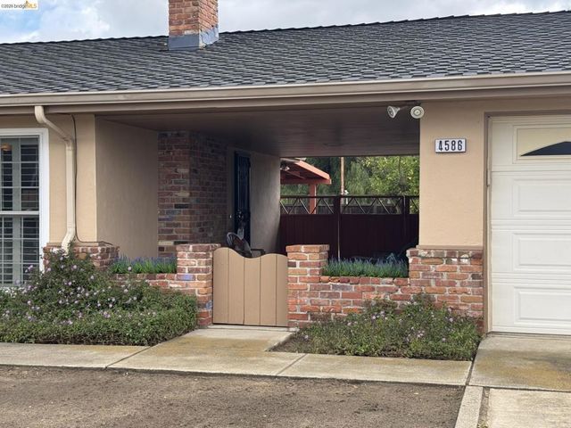 4586 Rose Ave, Oakley, CA 94561