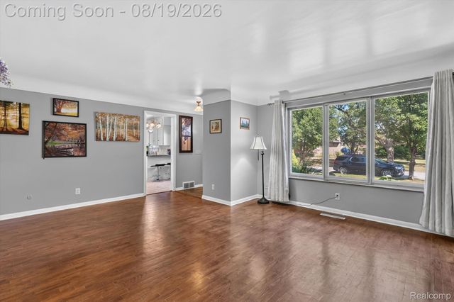 501 Dale Street, Flushing, MI 48433
