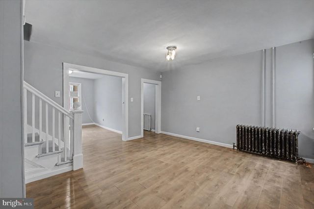411 LAWRENCE ST, Burlington, NJ 08016