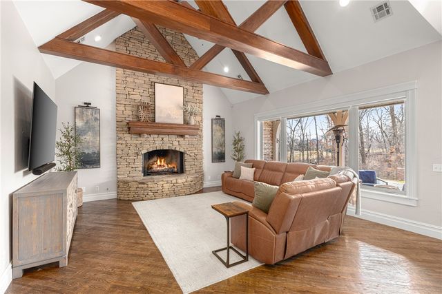 11228 Talamore Boulevard, Bentonville, AR 72712