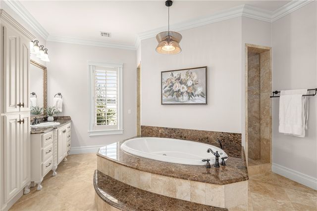 11228 Talamore Boulevard, Bentonville, AR 72712