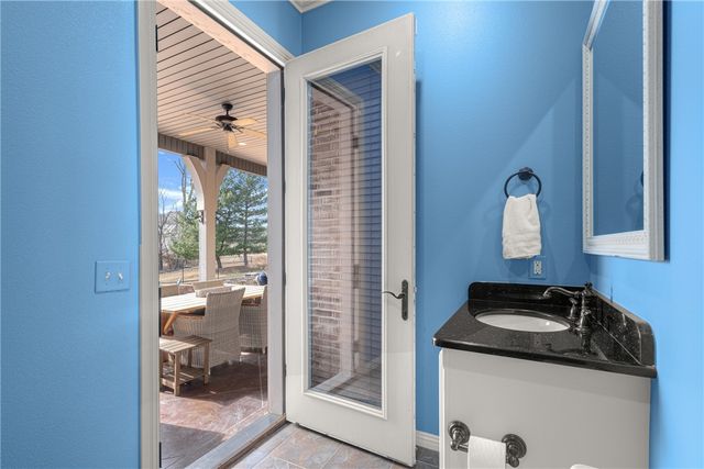 11228 Talamore Boulevard, Bentonville, AR 72712