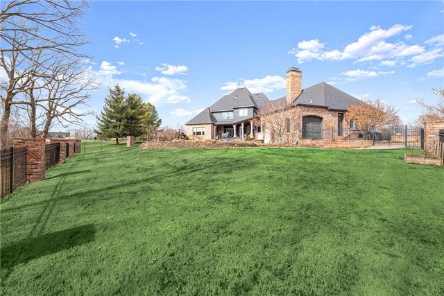 11228 Talamore Boulevard, Bentonville, AR 72712