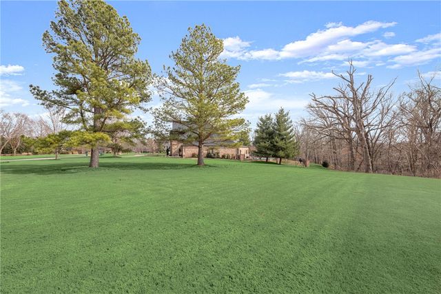 11228 Talamore Boulevard, Bentonville, AR 72712