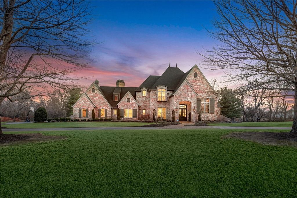 11228 Talamore Boulevard, Bentonville, AR 72712