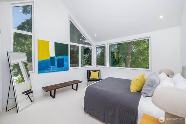 2011 NE 123rd Street, Seattle, WA 98125